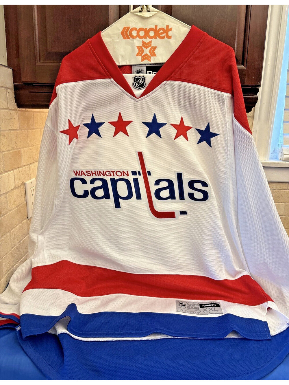 Vintage Reebok NHL Washington Capitals Away Jersey White Red Blue Mens XXL Blank